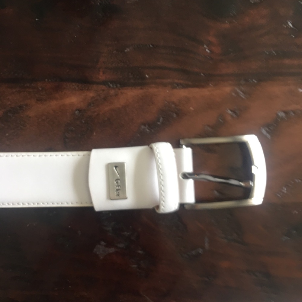 White Nike Golf Belt